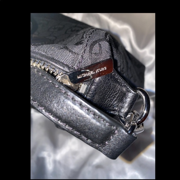 ✨NWOT MICHAEL Michael Kors Purse✨ - Picture 11 of 16